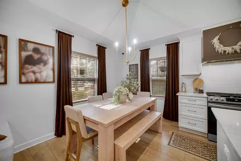 209 S Chase St, Wheaton, IL 60187 photo 5