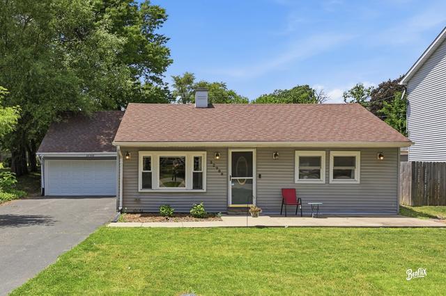 32988 N Meadow Rd, Grayslake, IL 60030