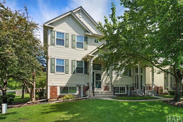 847 Essex Cir, Grayslake, IL 60030