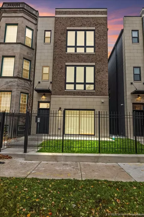 4934 S Champlain Ave, Chicago, IL 60615 photo 2