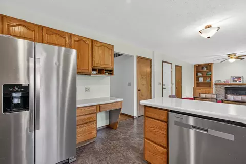 Kitchen - 1410 Boyne Ct, Normal, IL 61761 photo 4 of 4