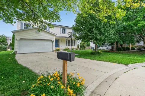 Exterior - 1410 Boyne Ct, Normal, IL 61761 photo 11 of 14