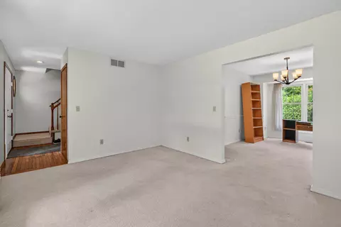 Living - 1410 Boyne Ct, Normal, IL 61761 photo 4 of 5