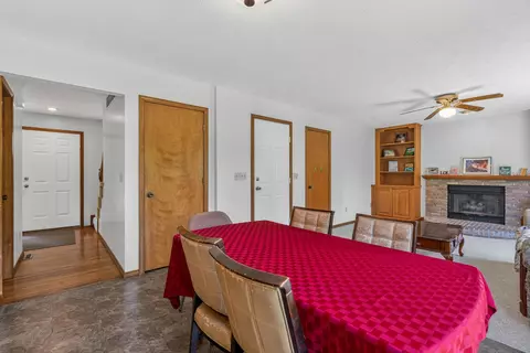Dining - 1410 Boyne Ct, Normal, IL 61761 photo 2 of 3