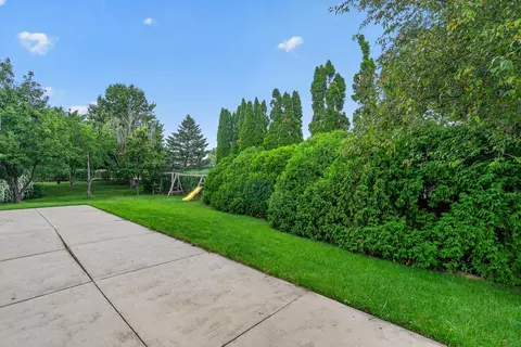 Exterior - 1410 Boyne Ct, Normal, IL 61761 photo 6 of 14