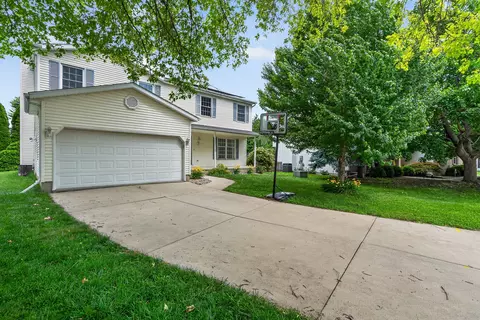 Exterior - 1410 Boyne Ct, Normal, IL 61761 photo 13 of 14