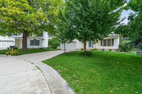 Exterior - 1410 Boyne Ct, Normal, IL 61761 photo 12 of 14