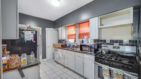 Kitchen - 1634 W 68th St, Chicago, IL 60636 photo 4 of 7
