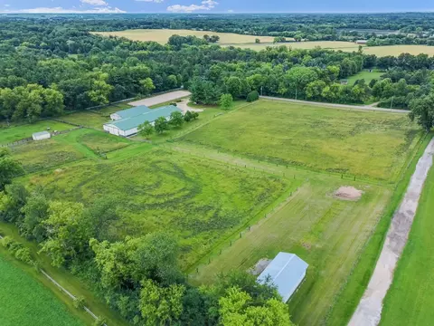 19104 Crowley Rd, Harvard, IL 60033 photo 4