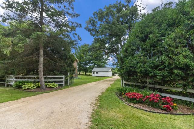 19104 Crowley Rd, Harvard, IL 60033