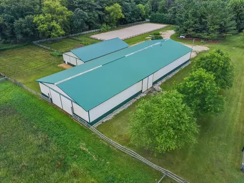 19104 Crowley Rd, Harvard, IL 60033 photo 5
