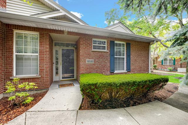 18590 W Point Dr, Tinley Park, IL 60477