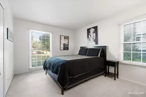 Bedroom - 1493 Sandyhook St, Wheaton, IL 60189 photo 3 of 4