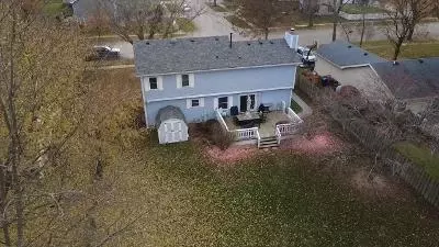 View/Area - 1730 Tanglewood Dr, Algonquin, IL 60102 photo 1 of 3