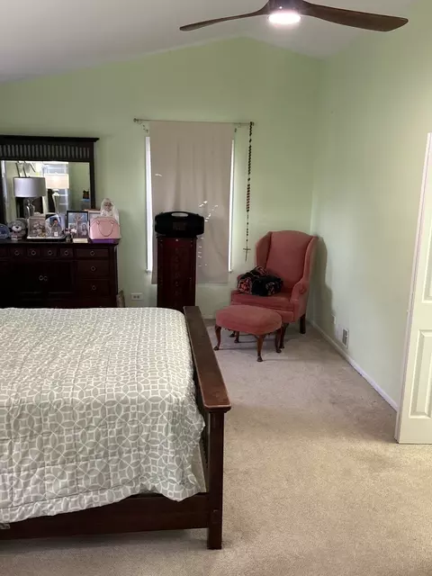 Bedroom - 1730 Tanglewood Dr, Algonquin, IL 60102 photo 3 of 3