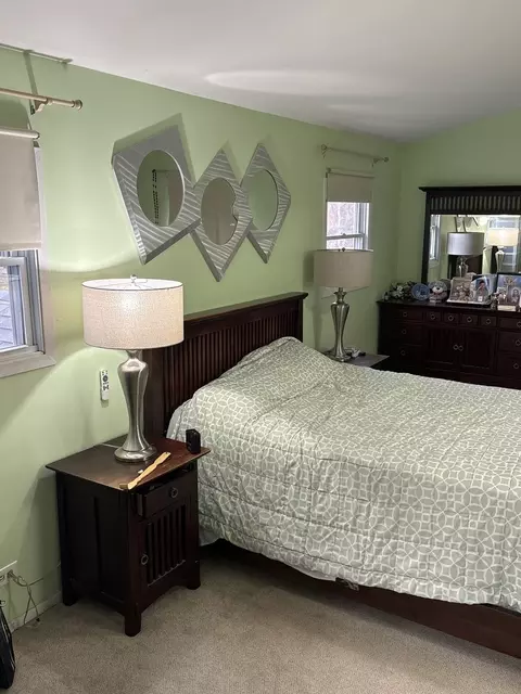 Bedroom - 1730 Tanglewood Dr, Algonquin, IL 60102 photo 2 of 3