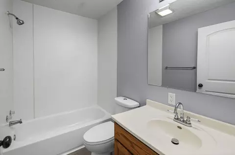 506 Elm St, Salem, IL 62881 photo 14