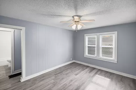 506 Elm St, Salem, IL 62881 photo 9
