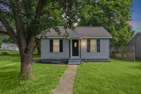 506 Elm St, Salem, IL 62881 photo 3