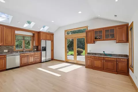 Kitchen - 1607 Short Ter, Des Plaines, IL 60018 photo 1 of 1
