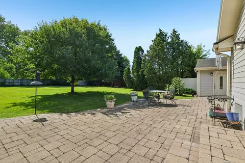 Exterior - 1607 Short Ter, Des Plaines, IL 60018 photo 4 of 11
