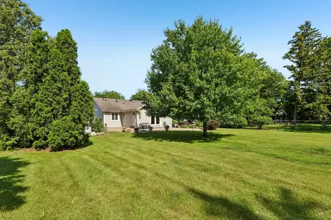 Exterior - 1607 Short Ter, Des Plaines, IL 60018 photo 7 of 11
