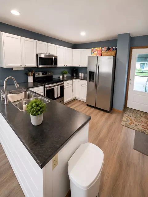 Kitchen - 1307 Beacon Hill Ct, Normal, IL 61761 photo 1 of 1