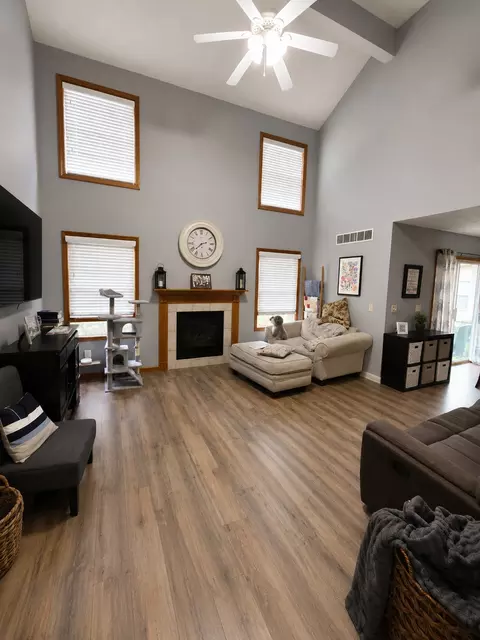 Living - 1307 Beacon Hill Ct, Normal, IL 61761 photo 1 of 1