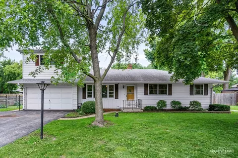 34 W268 Giese Rd, Batavia, IL 60510