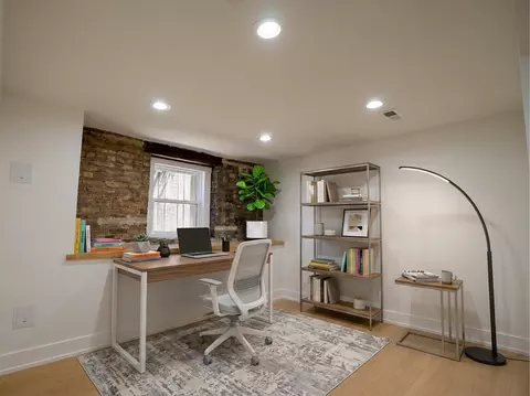 3608 W Wolfram St, Chicago, IL 60618 photo 23