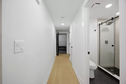 3608 W Wolfram St, Chicago, IL 60618 photo 31