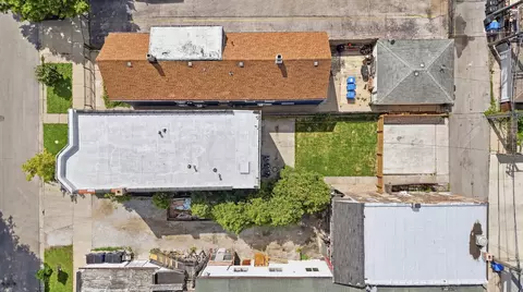3608 W Wolfram St, Chicago, IL 60618 photo 40