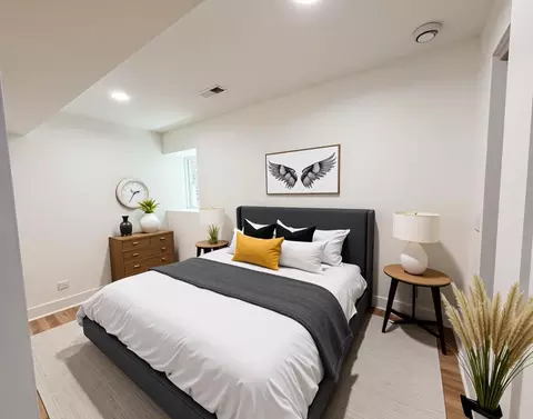 3608 W Wolfram St, Chicago, IL 60618 photo 19