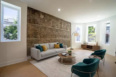 3608 W Wolfram St, Chicago, IL 60618 photo 9