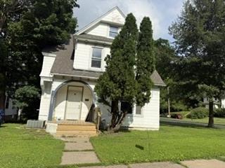1603 Arlington Ave, Davenport, IA 52803