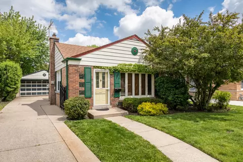 7214 N Olcott Ave, Chicago, IL 60631
