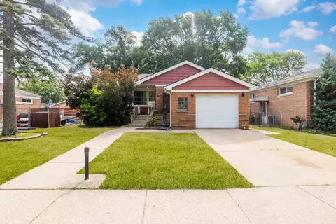 8841 Tulley Ave, Oak Lawn, IL 60453