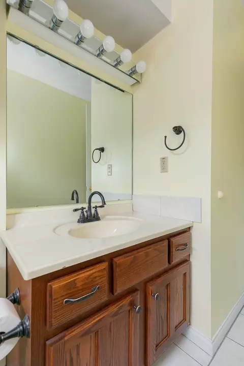 3721 35th St #4, Moline, IL 61265 photo 23