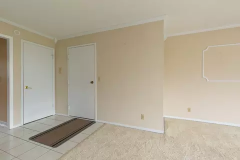 3721 35th St #4, Moline, IL 61265 photo 5