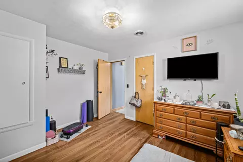 925 42nd St, Moline, IL 61265 photo 18