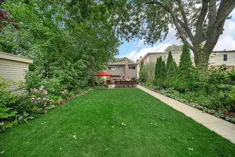 Exterior - 9110 Forestview Rd, Evanston, IL 60203 photo 6 of 6