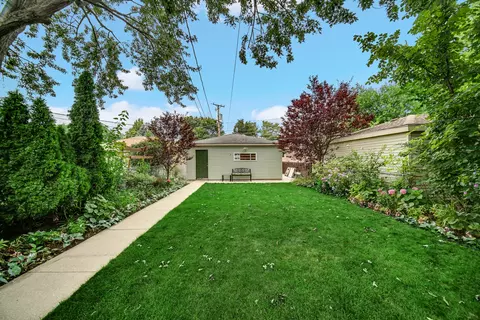 Exterior - 9110 Forestview Rd, Evanston, IL 60203 photo 5 of 6