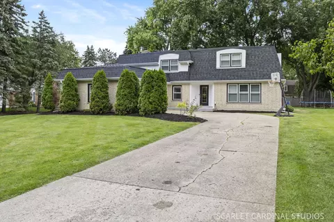 350 Meadowlark Rd, Bloomingdale, IL 60108