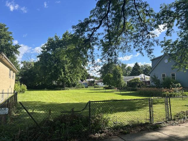 8326 45th Pl, Lyons, IL 60534