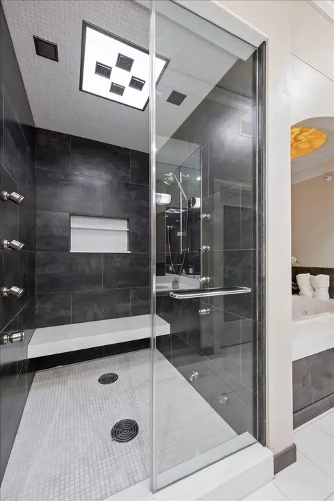 Bath - 450 E Waterside Dr #3409, Chicago, IL 60601 photo 4 of 4