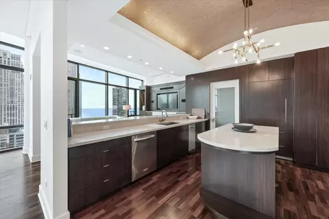 Kitchen - 450 E Waterside Dr #3409, Chicago, IL 60601 photo 3 of 5