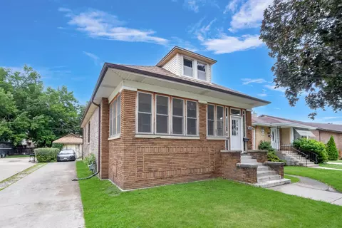 9419 S 54th Ave, Oak Lawn, IL 60453