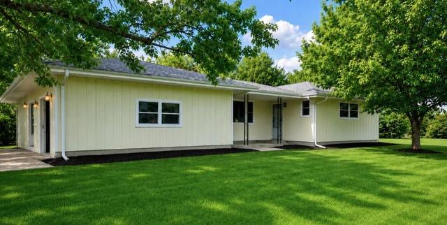 603 Kenneth St, Heyworth, IL 61745