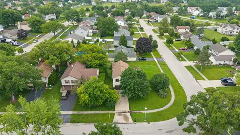 View/Area - 983 Valleyview Dr, Bartlett, IL 60103 photo 1 of 2