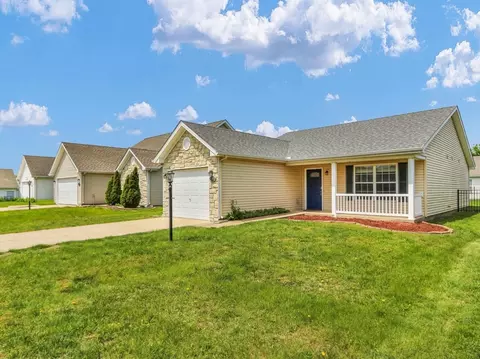 Exterior - 706 Corey Ln, Champaign, IL 61822 photo 2 of 4